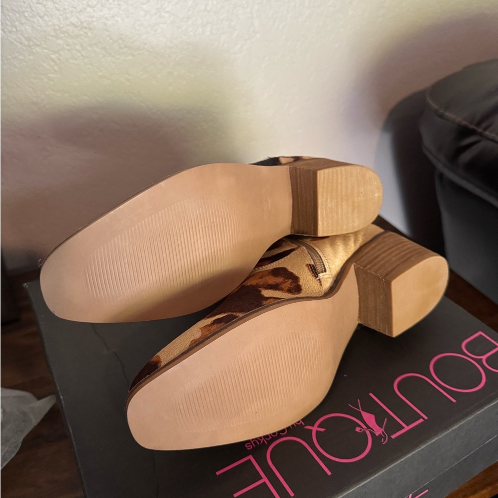 Corkys Women's Tan and Brown Cowhide Ankle Booties - Picture 4 of 4